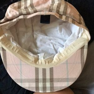 100% authentic Burberry hat. Pink checker.